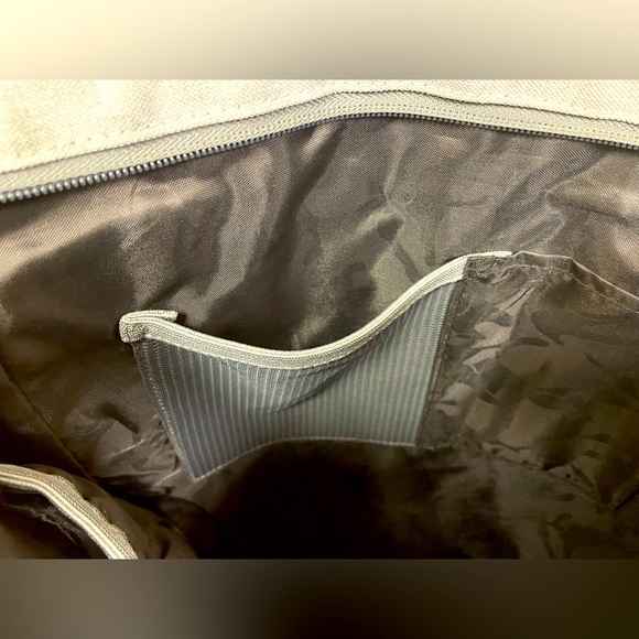 SOLO NEW YORK RESTORE LAPTOP TOTE BAG Gray GREAT CONDITION - Picture 10 of 11